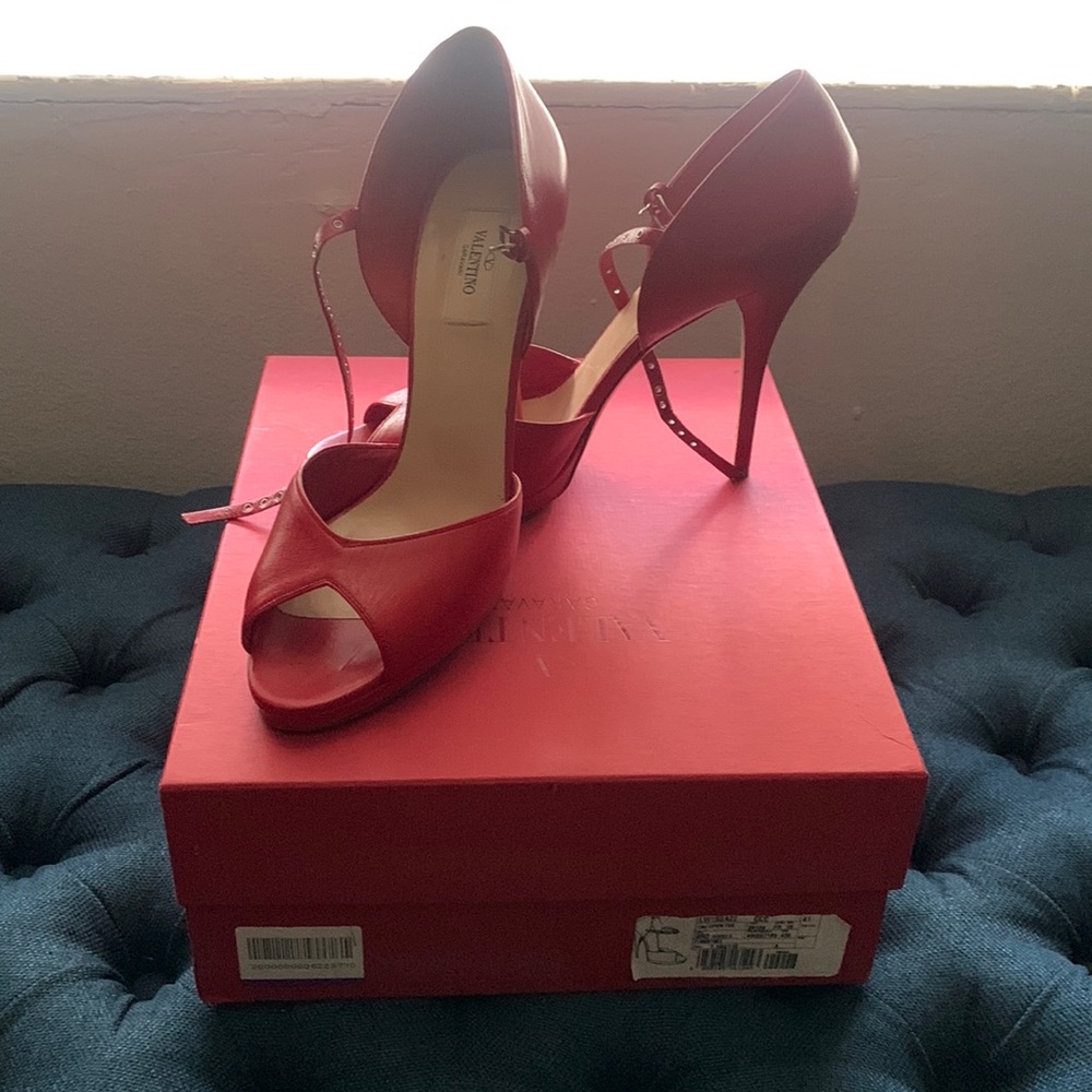 Platform Valentino MaryJane Stillettos - Picture 1 of 4
